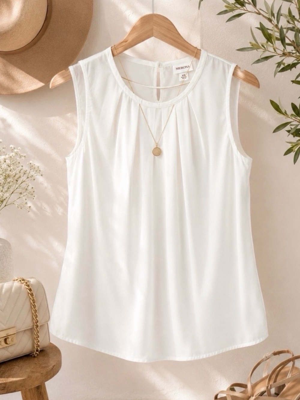 Boutique Merona White Sleeveless Pleated Blouse Top Small Minimal Chic Career